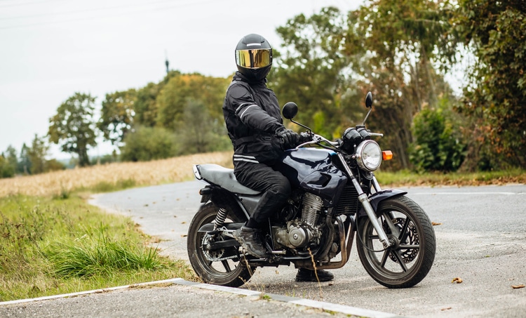 Do grass clippings cause motorcycle accidents?