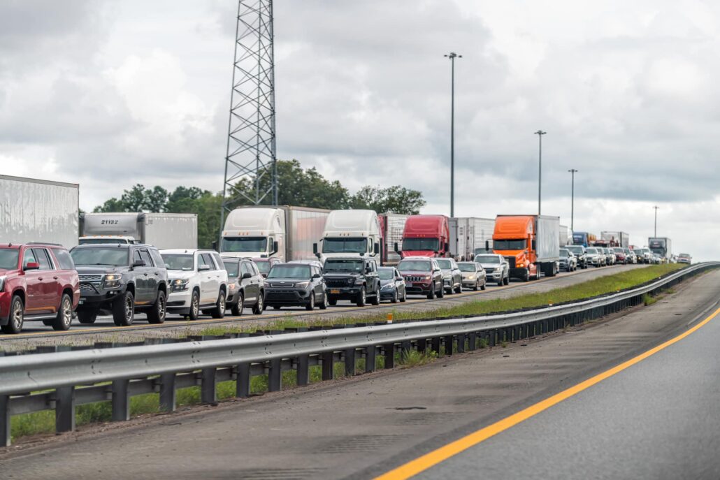 Major I-95 Crash Near Boynton Beach Causes Injuries & Delays